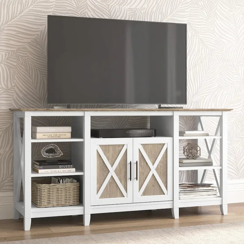 Meuble TV style ferme avec motif en X, étagères ouvertes et rangement fermé