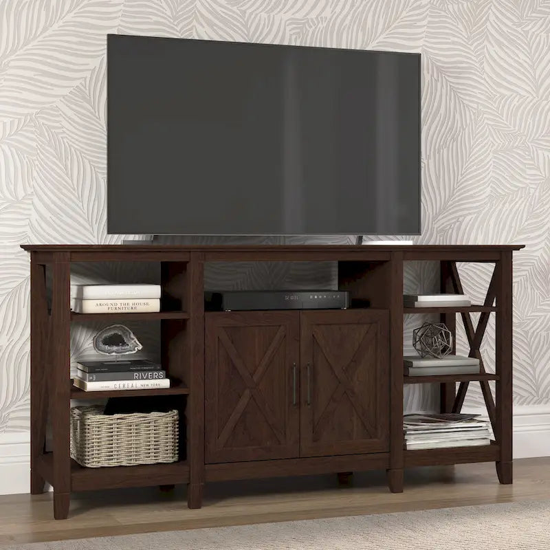 Meuble TV style ferme avec motif en X, étagères ouvertes et rangement fermé
