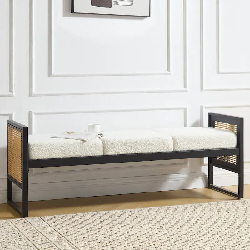 Banc rembourré en tissu bouclé avec côtés en rotin, noir pour entrée ou chambre