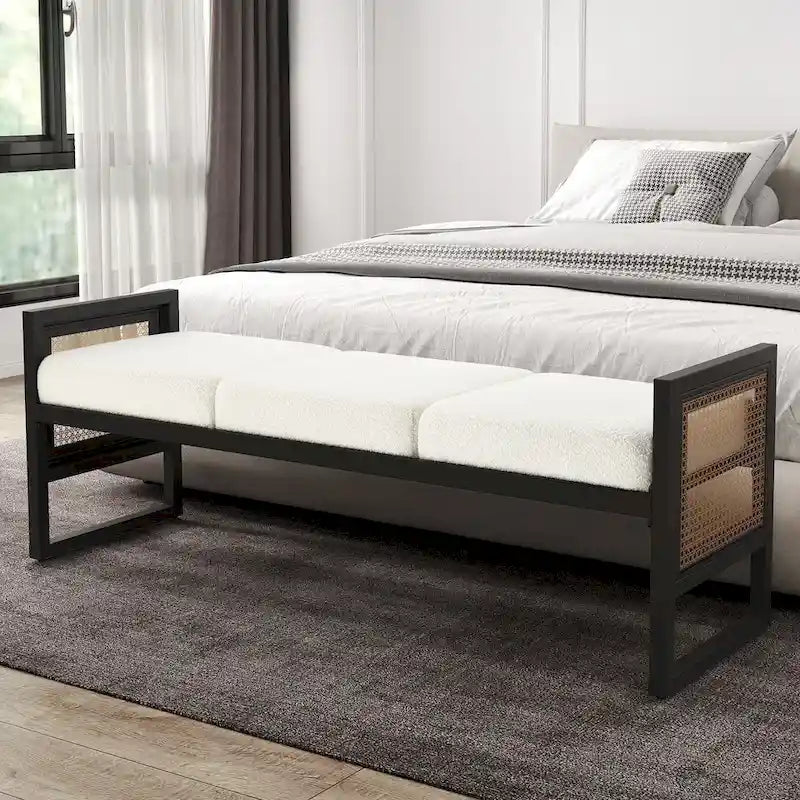 Banc rembourré en tissu bouclé avec côtés en rotin, noir pour entrée ou chambre