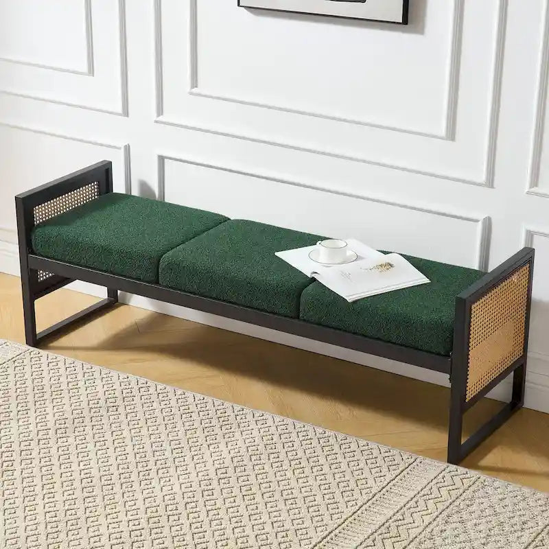 Banc rembourré en tissu bouclé avec côtés en rotin, noir pour entrée ou chambre