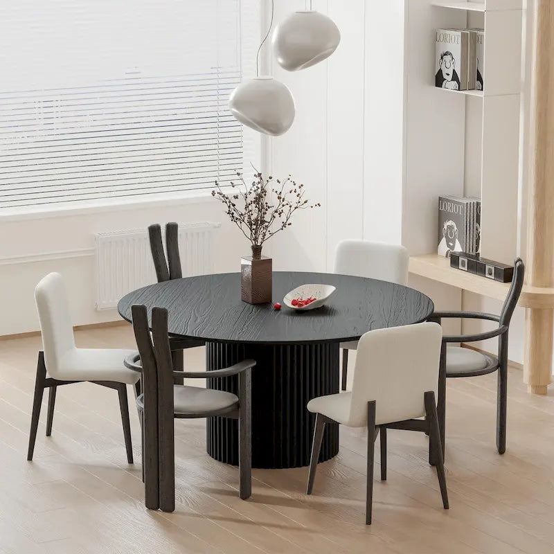 Table à manger ronde en chêne massif avec piètement central cannelé, finition bois noir ou naturel