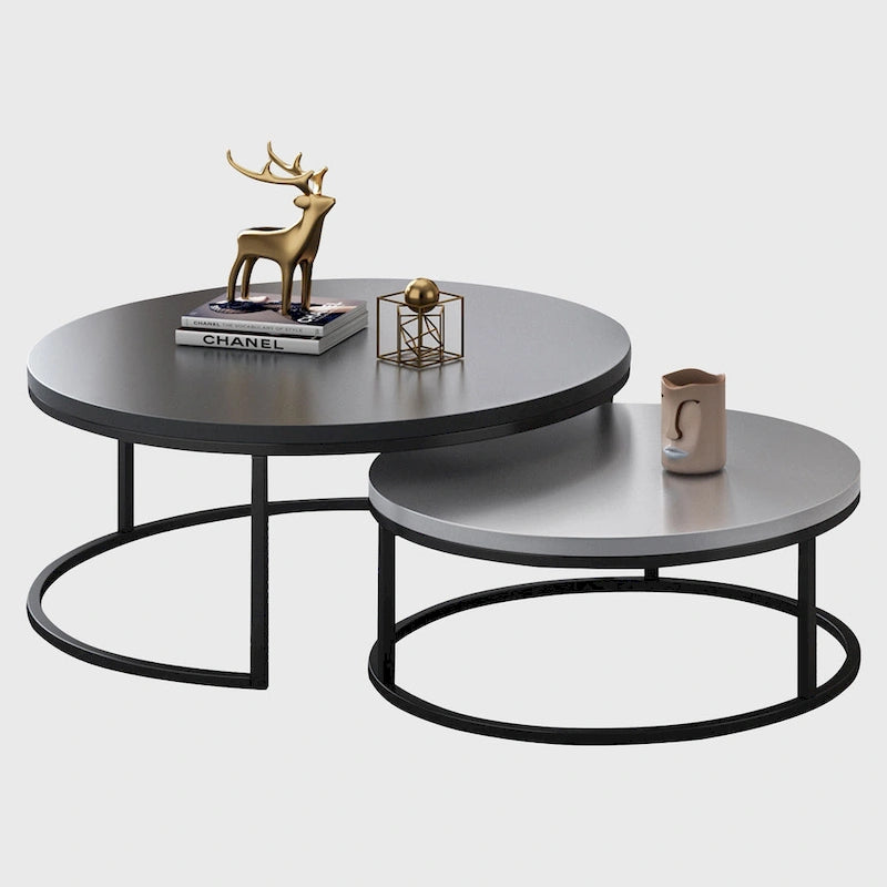 Table basse ronde avec structure en métal noir et plateau imitation bois pour salon