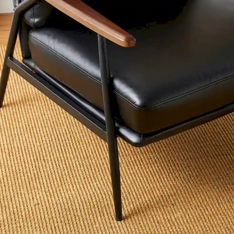 Fauteuil d'appoint moderne du milieu du siècle en similicuir avec accoudoirs en bois, noir