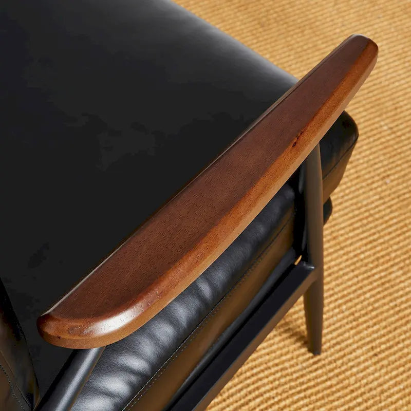 Fauteuil d'appoint moderne du milieu du siècle en similicuir avec accoudoirs en bois, noir